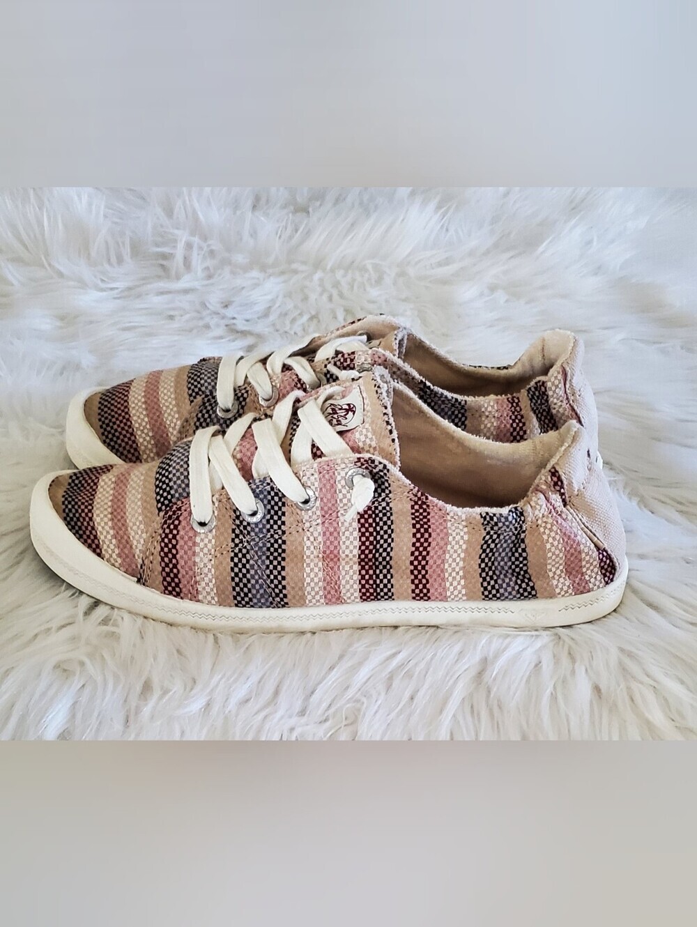 Roxy Bayshore III Striped Canvas Sneakers | Memory Foam | Lace-Up Casual Size 10